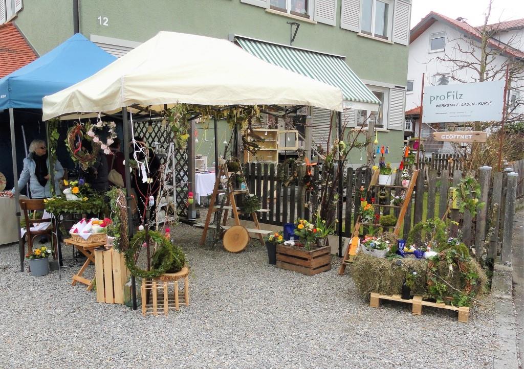 Floristik von Erika Platzek begrüßt unsere Besucher